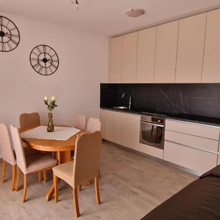 Stengl Apartment Barbat na Rabu